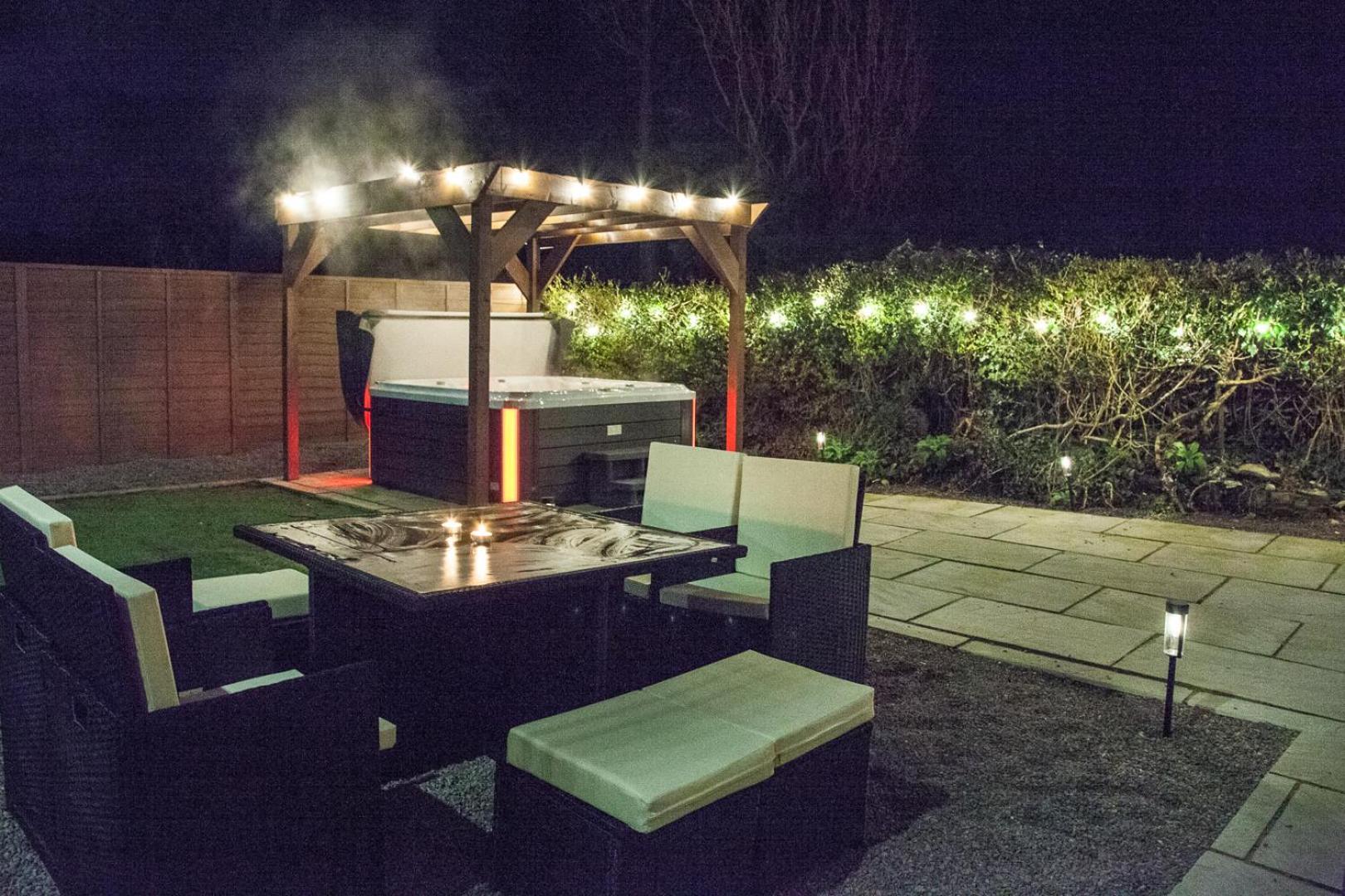 הוילה גייטהאוס אוף פליט Stunning Scottish Hot Tub Getaway מראה חיצוני תמונה
